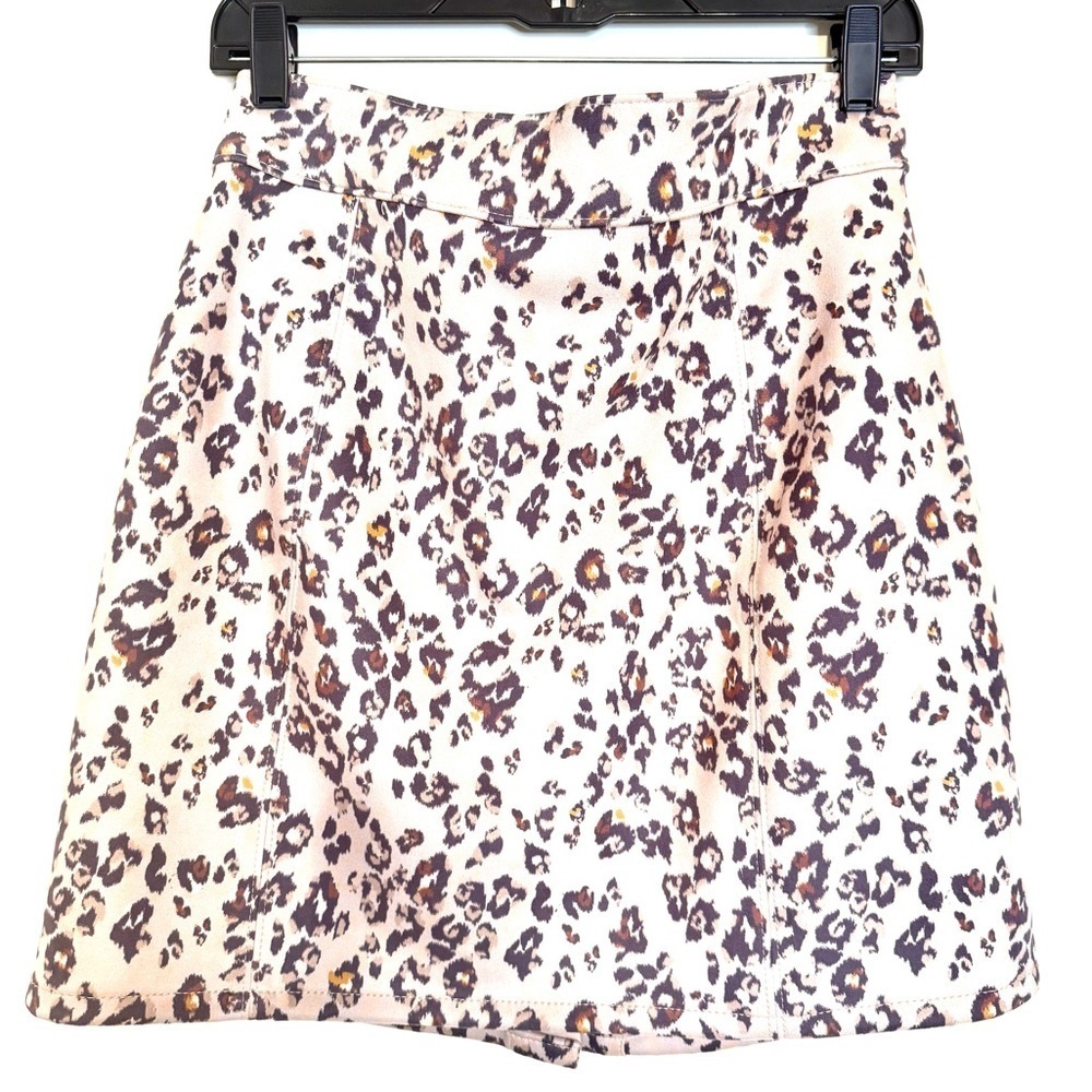 Maurices Leopard Print Button-Down Faux Suede A Line Mini Skirt - Picture 3 of 8
